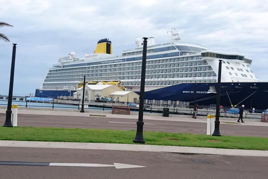 Kings Wharf, Bermuda cruise port schedule Crew Center